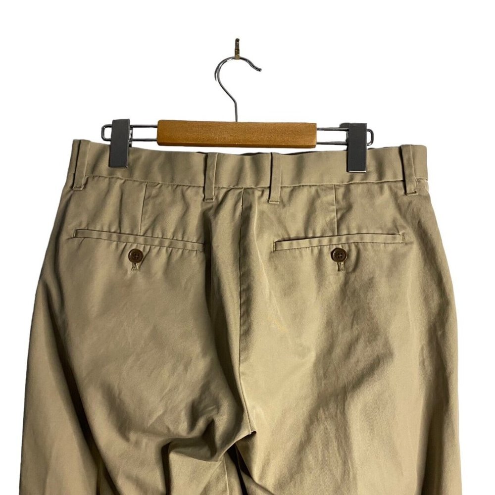 Gap Khaki Men's Tailored Relaxed Fit Pants - Picture 5 of 11